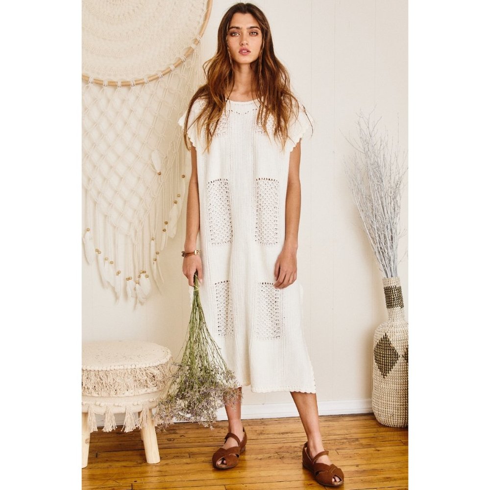 Short sleeve textured solid sweater midi dress with side slit detail